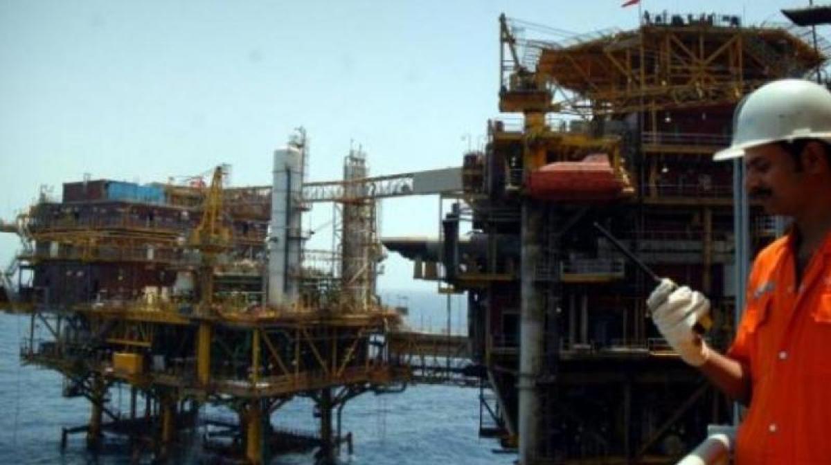 ONGC may sell IOC stake to LIC to fund HPCL acquisition